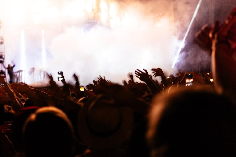 Kadavar, Slomosa i Orb: Muzyczna Ekstaza w Hype Parku!