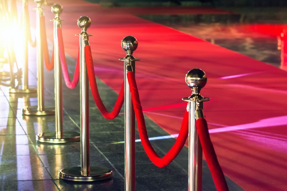 Muzyczne Doświadczenie w Ciemności: Koncert Filmowy w Krakowie